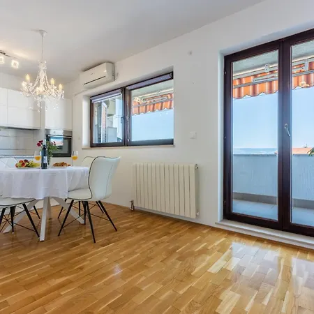 Apartman Gabi I Luka Novi Vinodolski