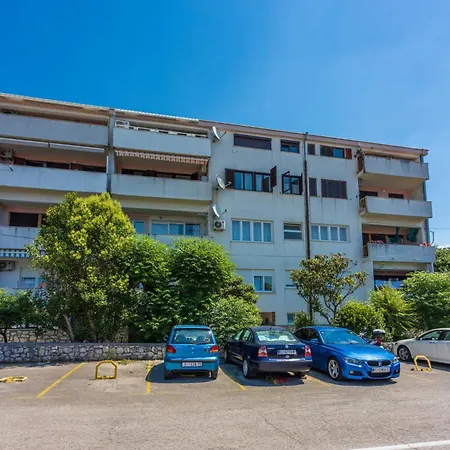 Gabi I Luka Apartman *