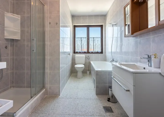 Apartman Gabi I Luka *