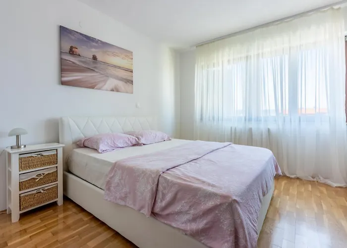 Διαμέρισμα Gabi I Luka