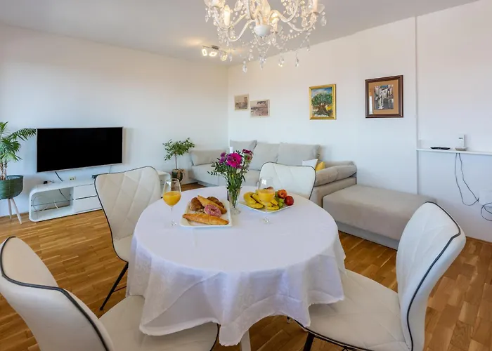 Gabi I Luka Διαμέρισμα